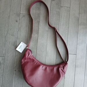 NEW M0851 Merlot Full Grain Leather Hobo Crossbody E10 Burgundy Made In  Canada